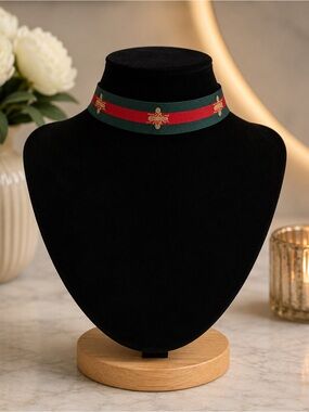 Bee choker